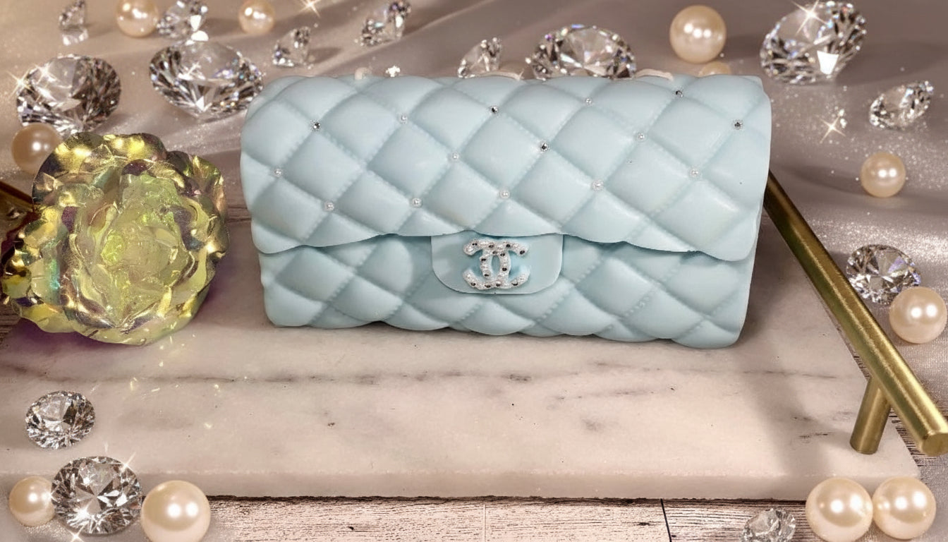 Designer Décor Candle #6 CC Diamonds and Pearls Purse