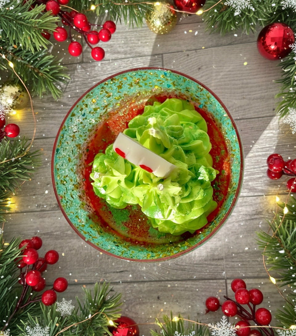 Christmas Splendor Dessert Candle